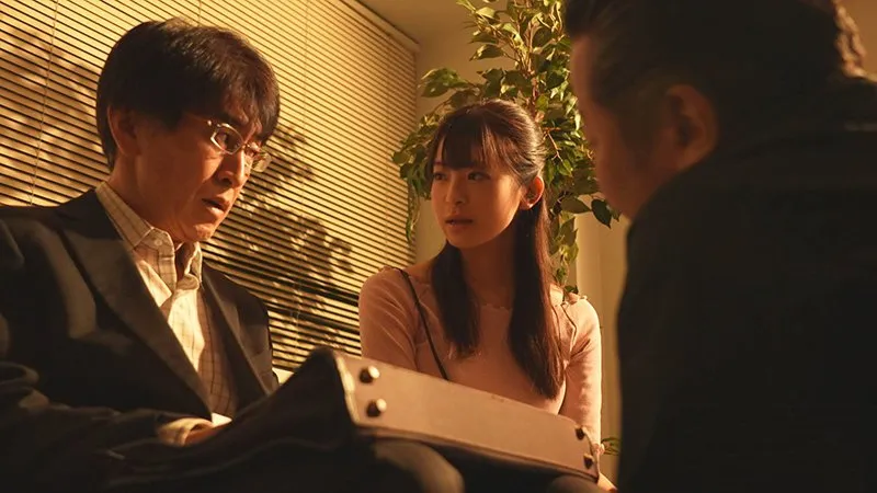 Người chồng vay nợ xã hội đen, vợ phải bán thân để trả nợ