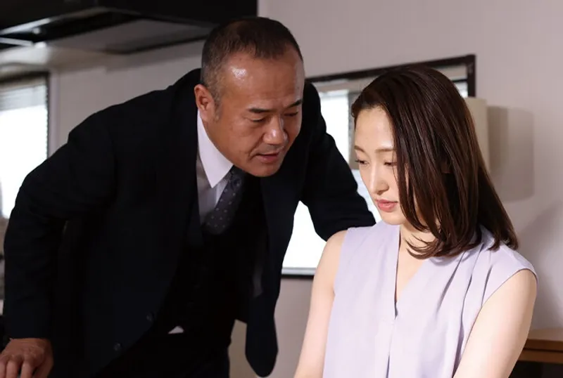 Gã chồng dính bẫy của quản lý mất vợ lúc nào không hề hay biết