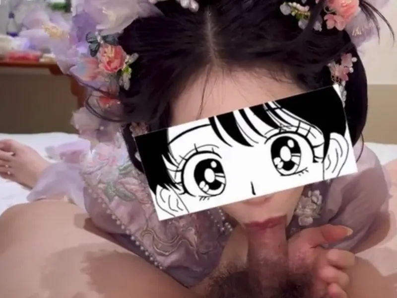 Gái xinh trong bộ đồ con yêu liếm cò cực đã